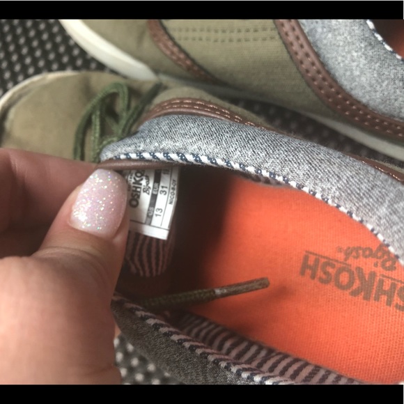 Boys boat shoes💙 - Picture 4 of 4